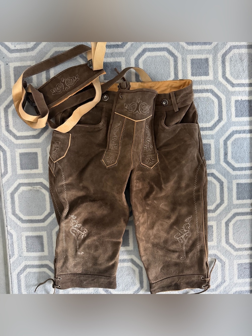 LEDERHOSEN BUNDLE! - Picture 2 of 6